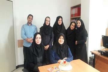 تقدیر از خانم دکتر وامقی